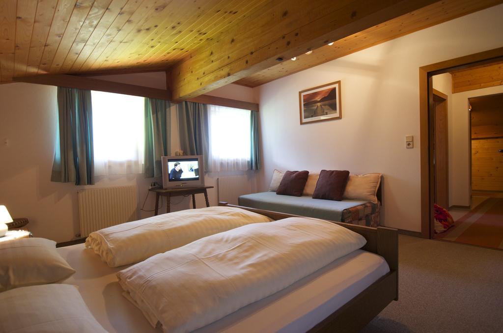 Dreilaenderhaus Apartman Westendorf Szoba fotó